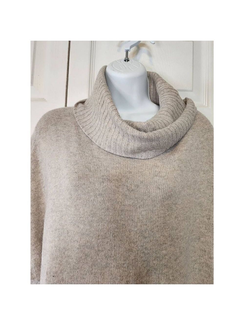 Forever 21 Tan Fuzzy Sweater Small - Picture 2 of 5